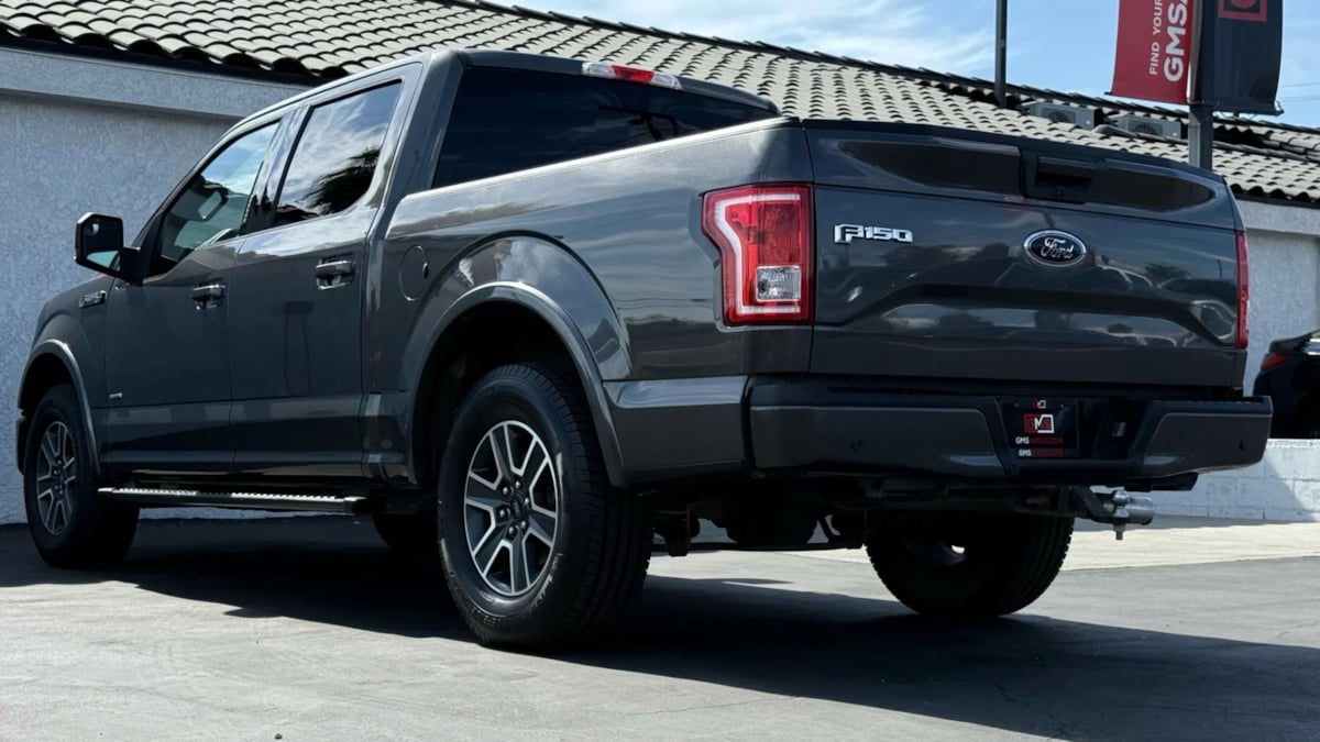 2015 Ford F-150 XLT photo 15