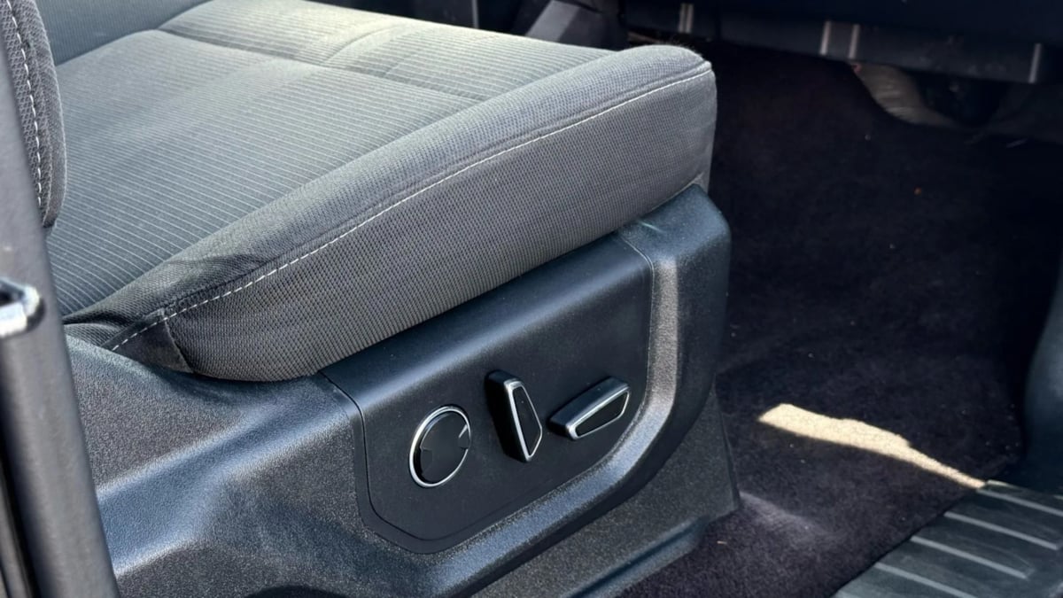 2015 Ford F-150 XLT photo 54