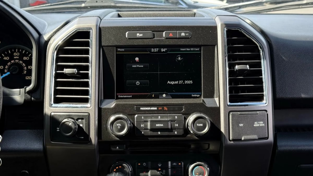 2015 Ford F-150 XLT photo 63