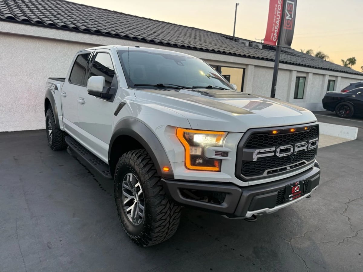 2017 Ford F-150 Raptor photo 4