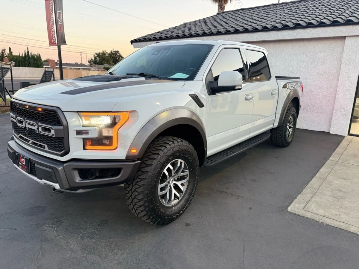 2017 Ford F-150 Raptor photo 7