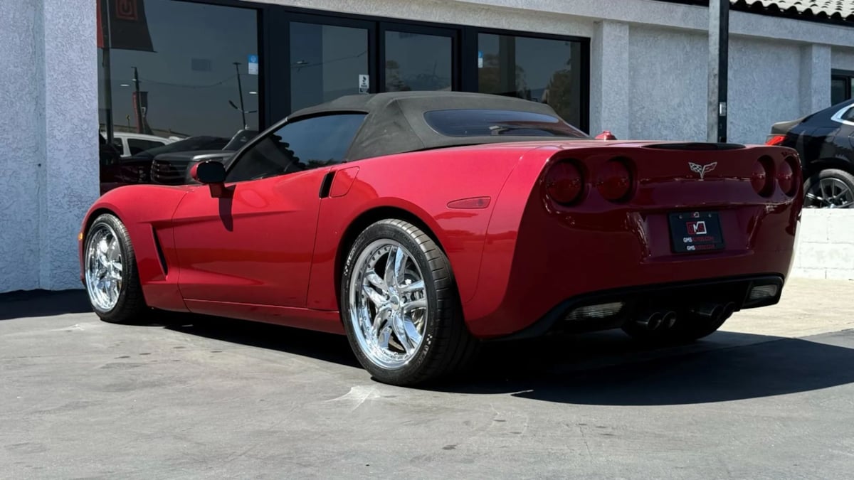 2005 Chevrolet Corvette photo 8