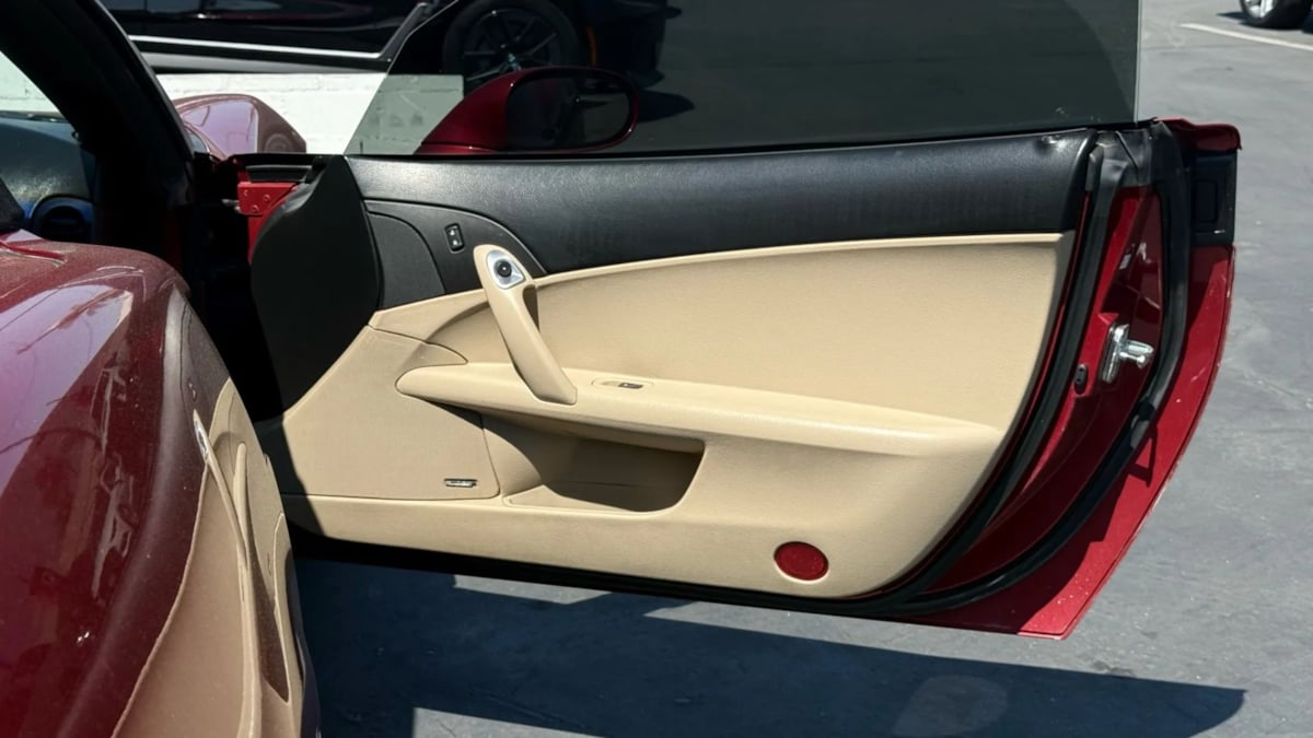 2005 Chevrolet Corvette photo 27