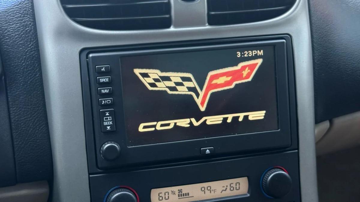 2005 Chevrolet Corvette photo 43