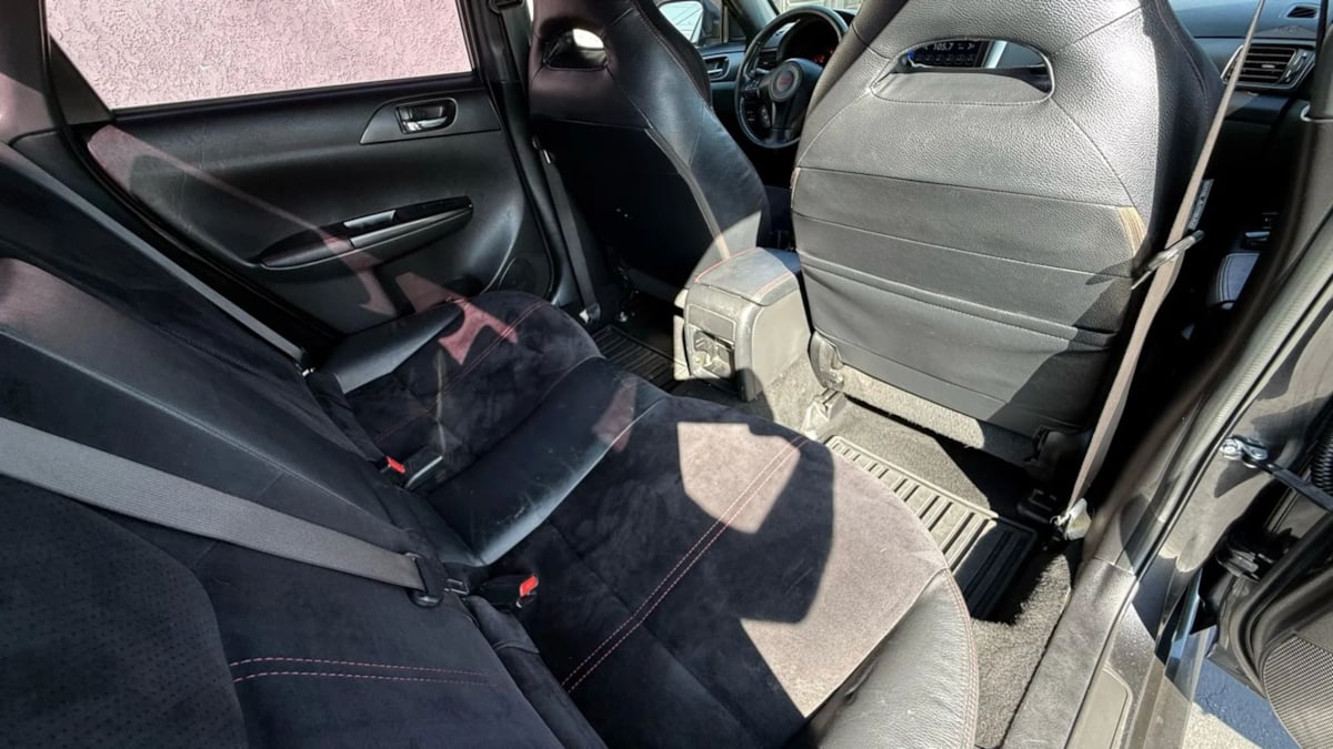 2013 Subaru Impreza WRX STI photo 36