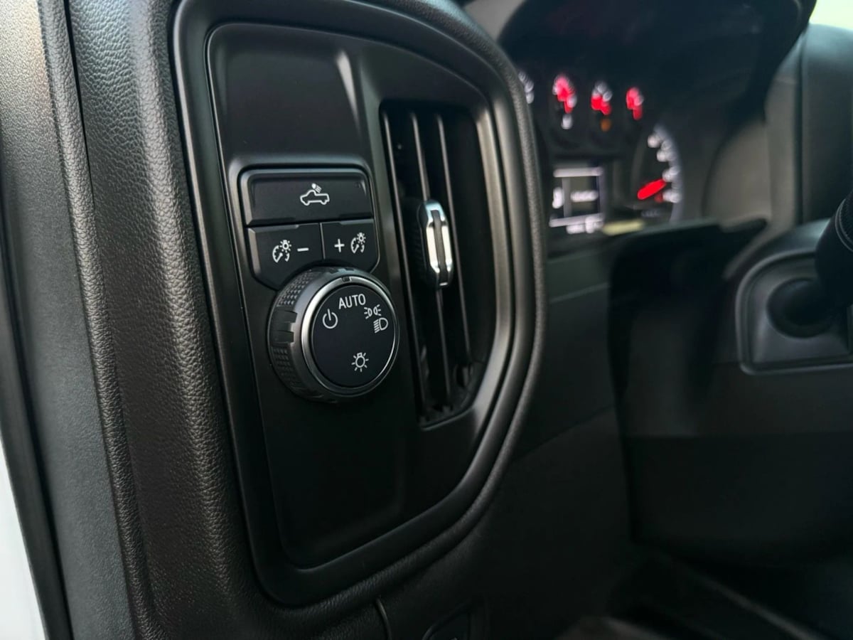 2022 Chevrolet Silverado 2500HD Work Truck photo 13