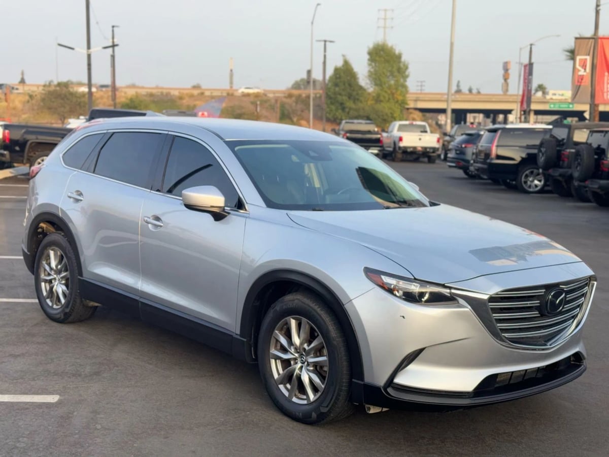 2019 Mazda CX-9 Touring photo 3