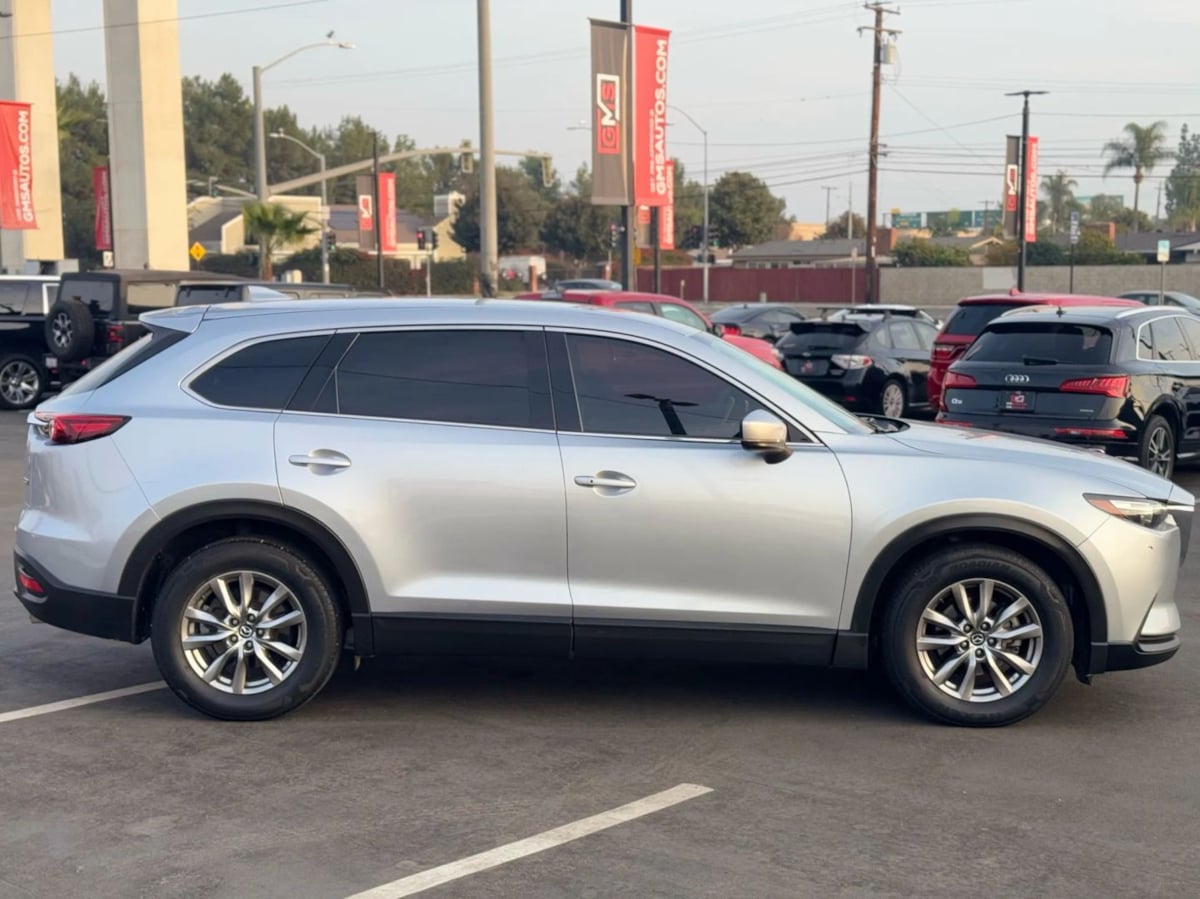 2019 Mazda CX-9 Touring photo 4