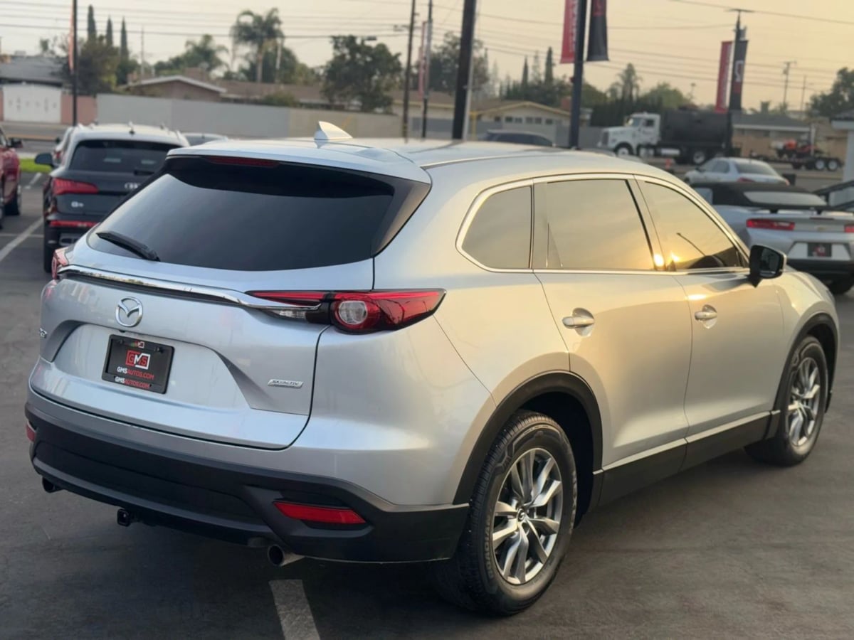 2019 Mazda CX-9 Touring photo 5