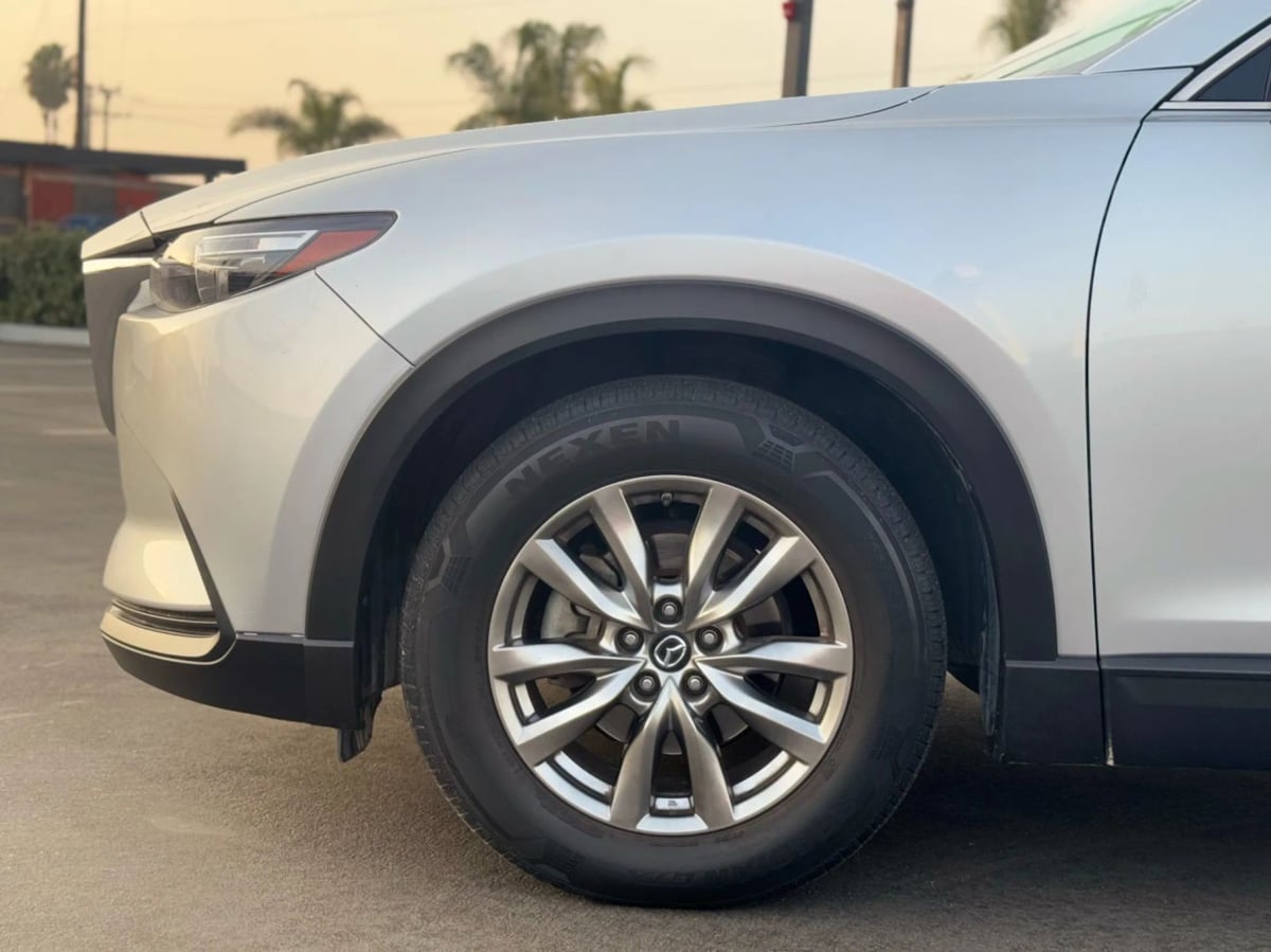2019 Mazda CX-9 Touring photo 9