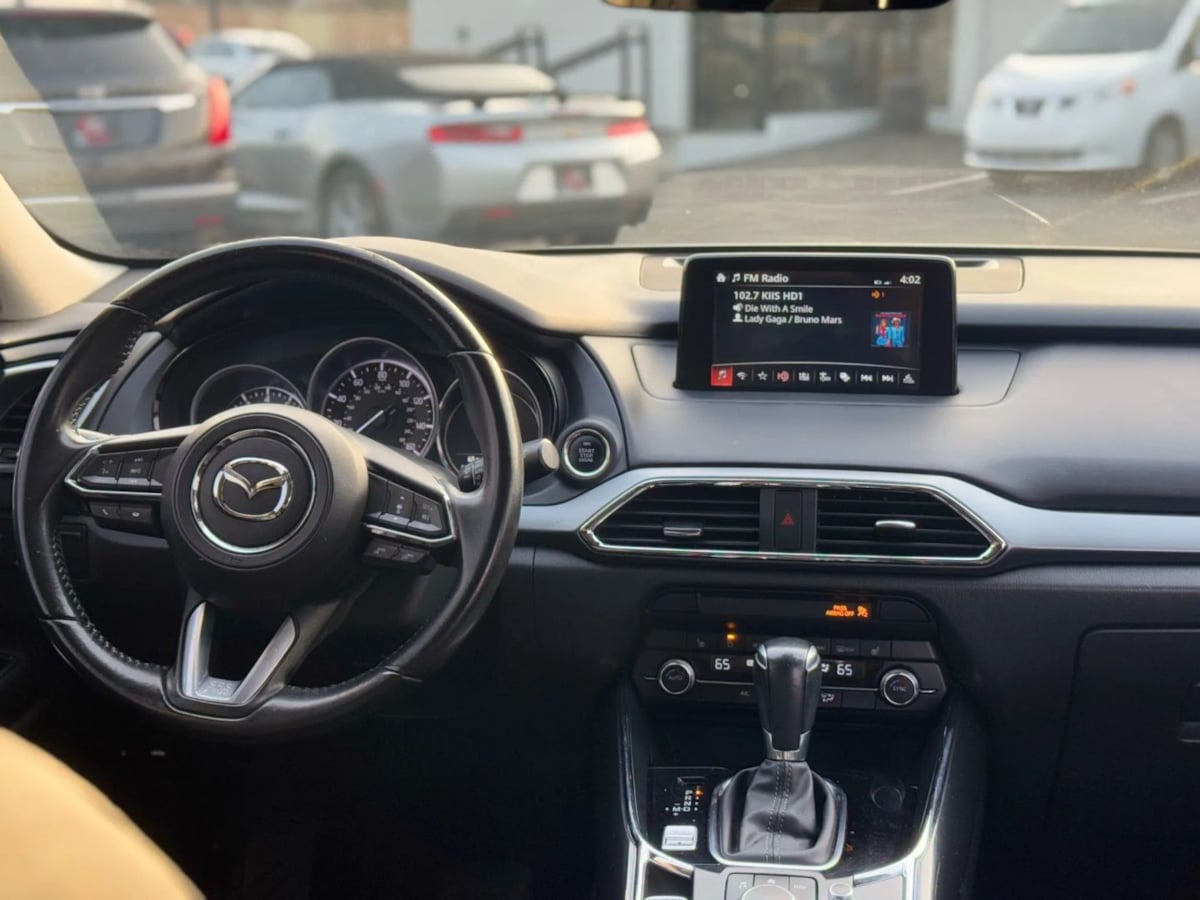 2019 Mazda CX-9 Touring photo 13