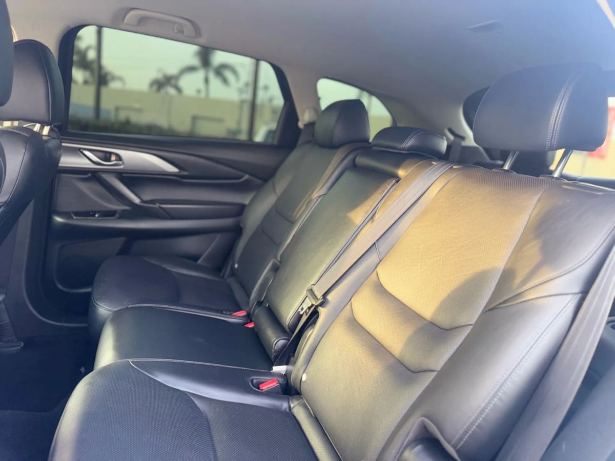 2019 Mazda CX-9 Touring photo 17