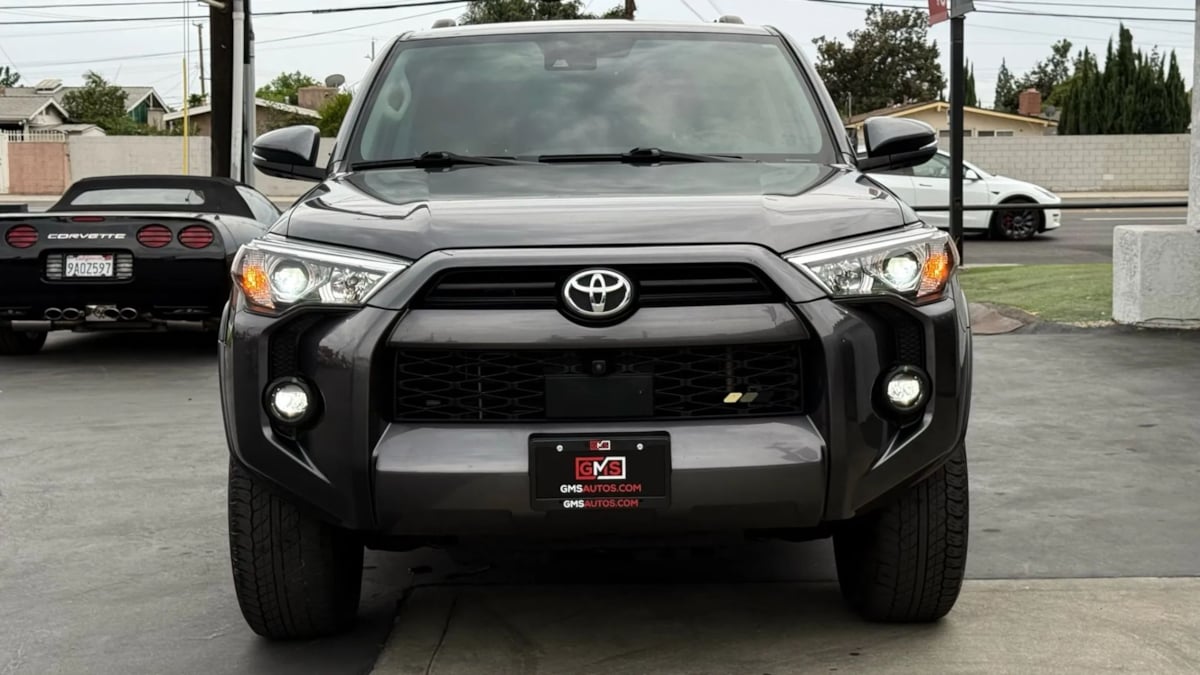 2022 Toyota 4Runner SR5 Premium photo 22