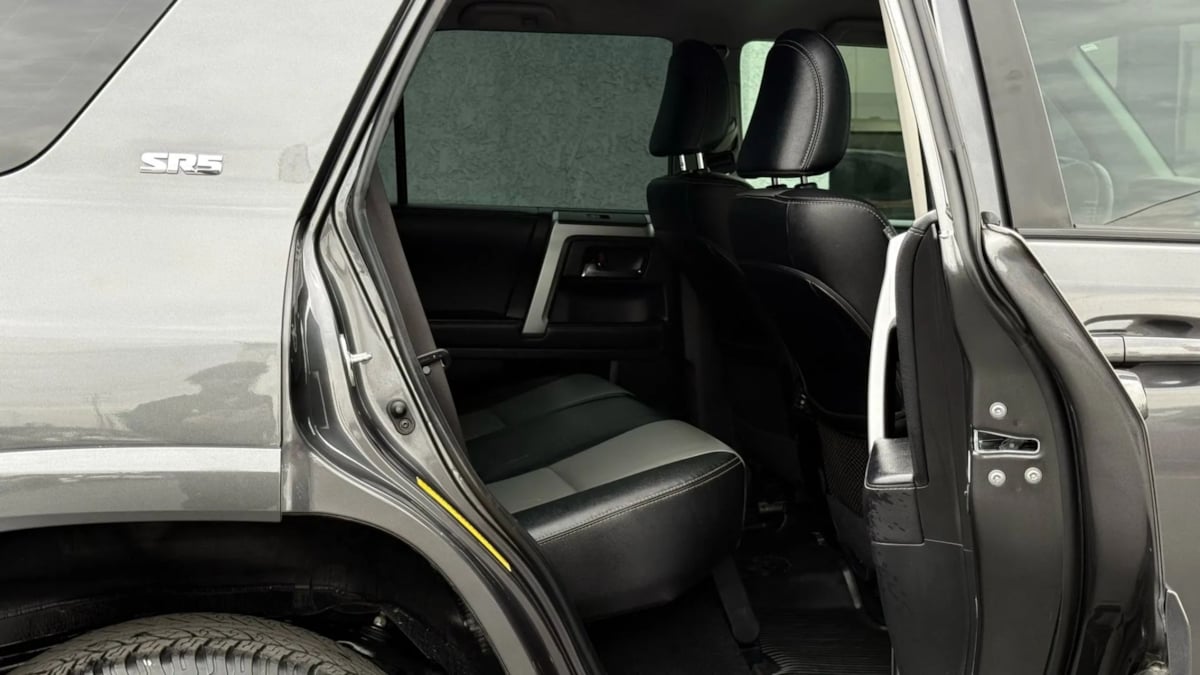 2022 Toyota 4Runner SR5 Premium photo 27