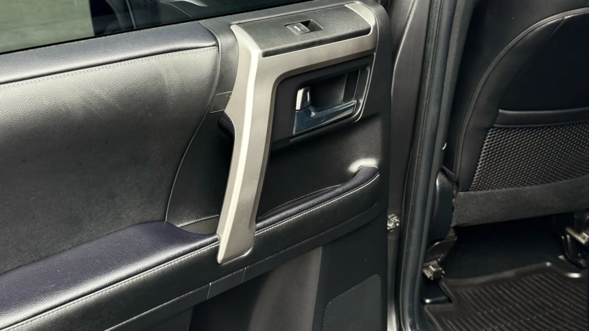 2022 Toyota 4Runner SR5 Premium photo 31