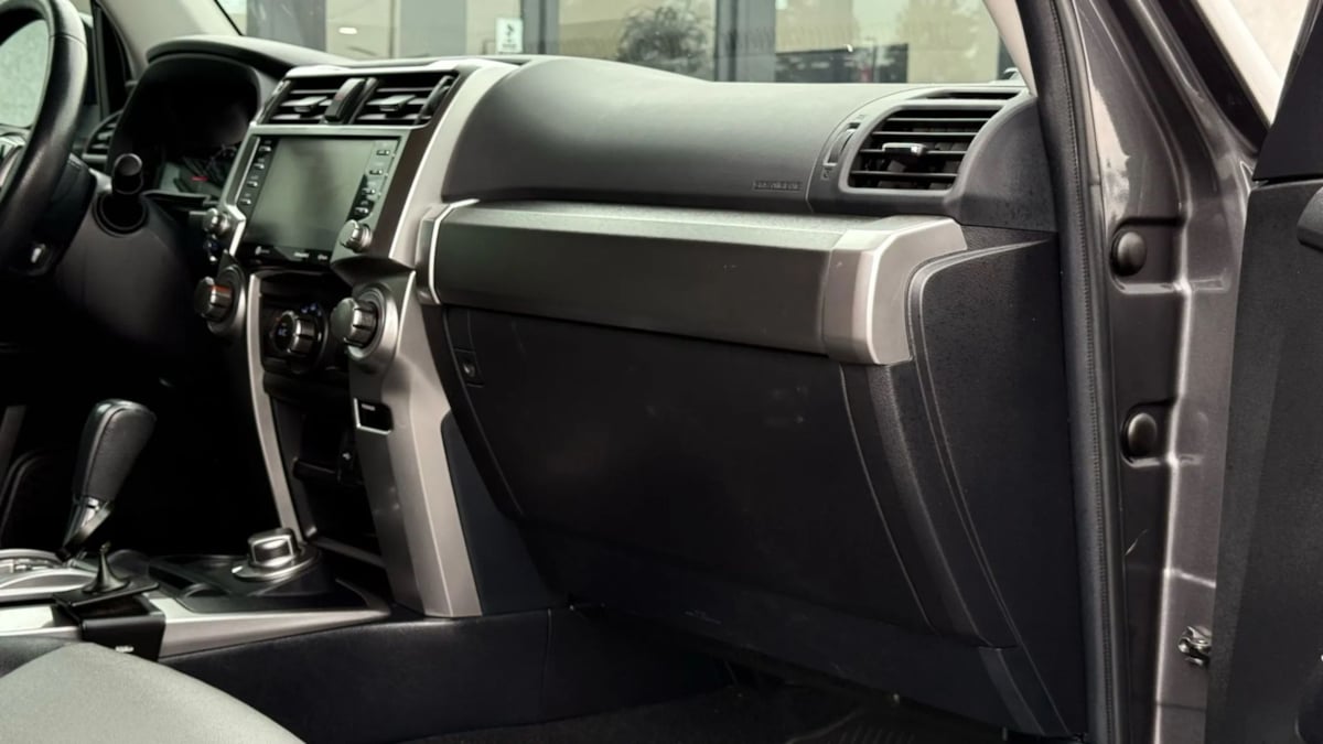 2022 Toyota 4Runner SR5 Premium photo 40