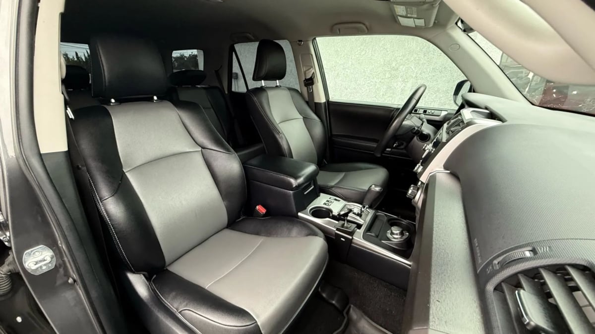 2022 Toyota 4Runner SR5 Premium photo 42