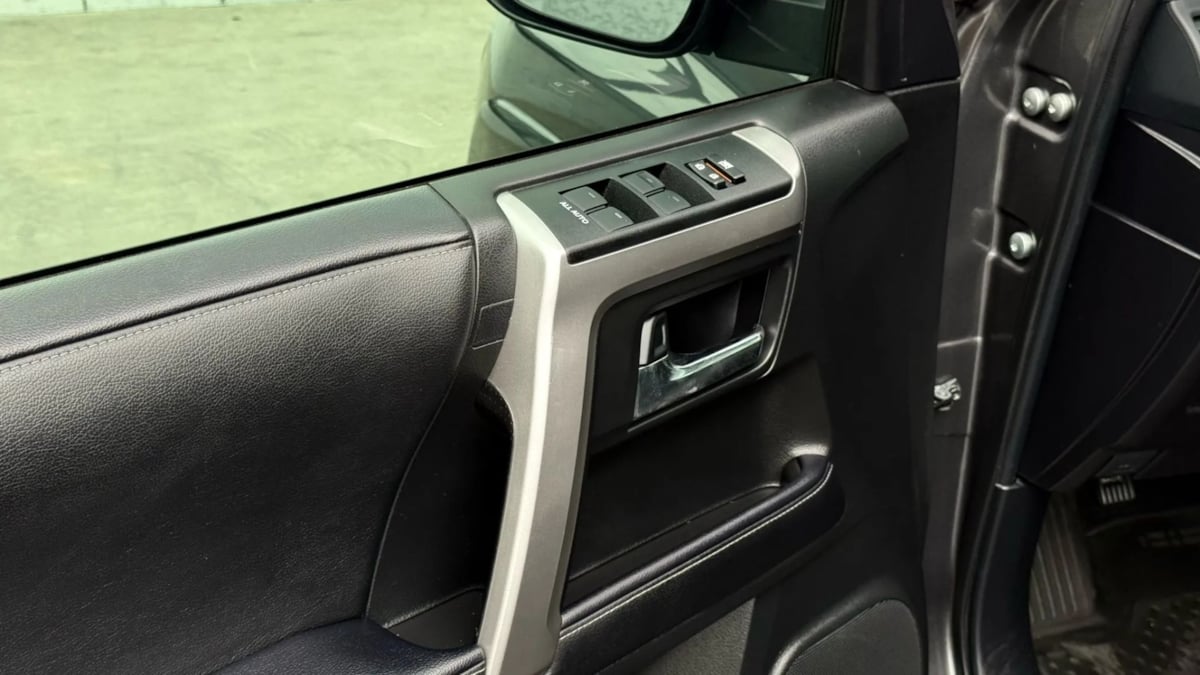 2022 Toyota 4Runner SR5 Premium photo 44
