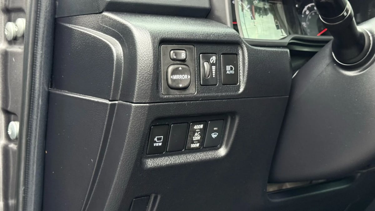 2022 Toyota 4Runner SR5 Premium photo 48