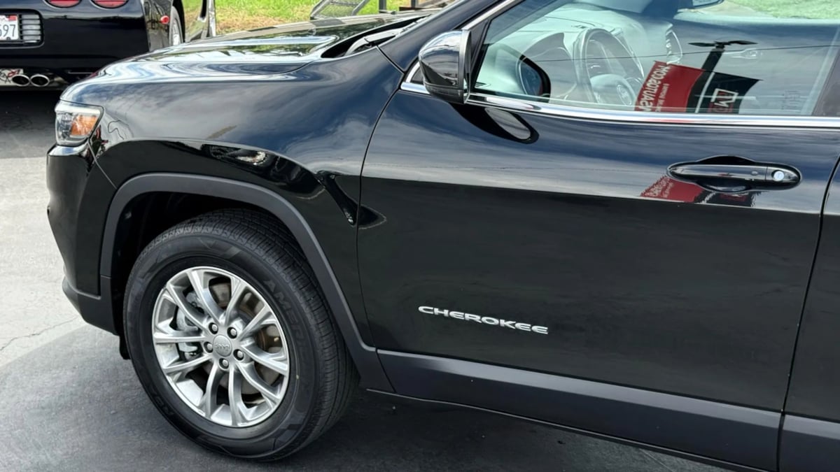 2021 Jeep Cherokee Latitude photo 7