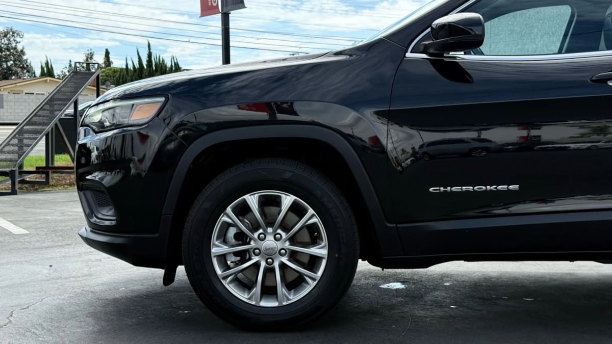 2021 Jeep Cherokee Latitude photo 8