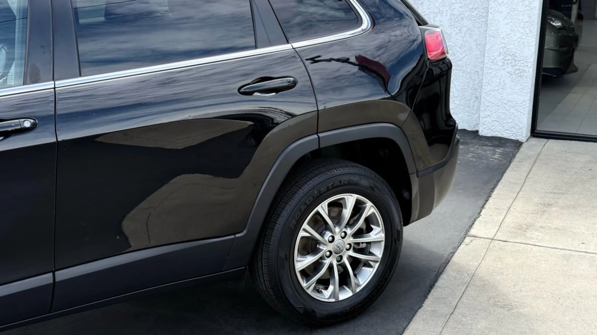 2021 Jeep Cherokee Latitude photo 10