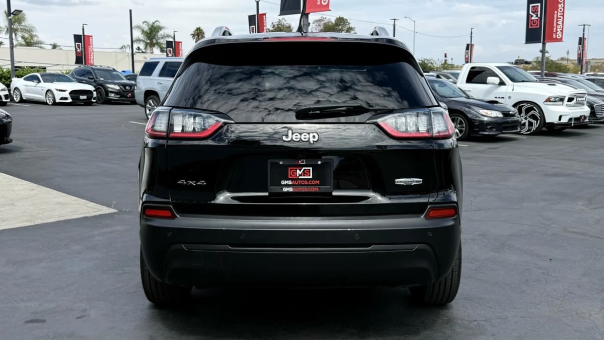 2021 Jeep Cherokee Latitude photo 13