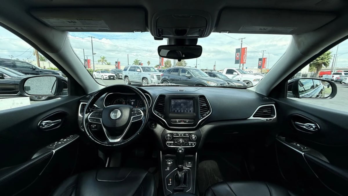 2021 Jeep Cherokee Latitude photo 42