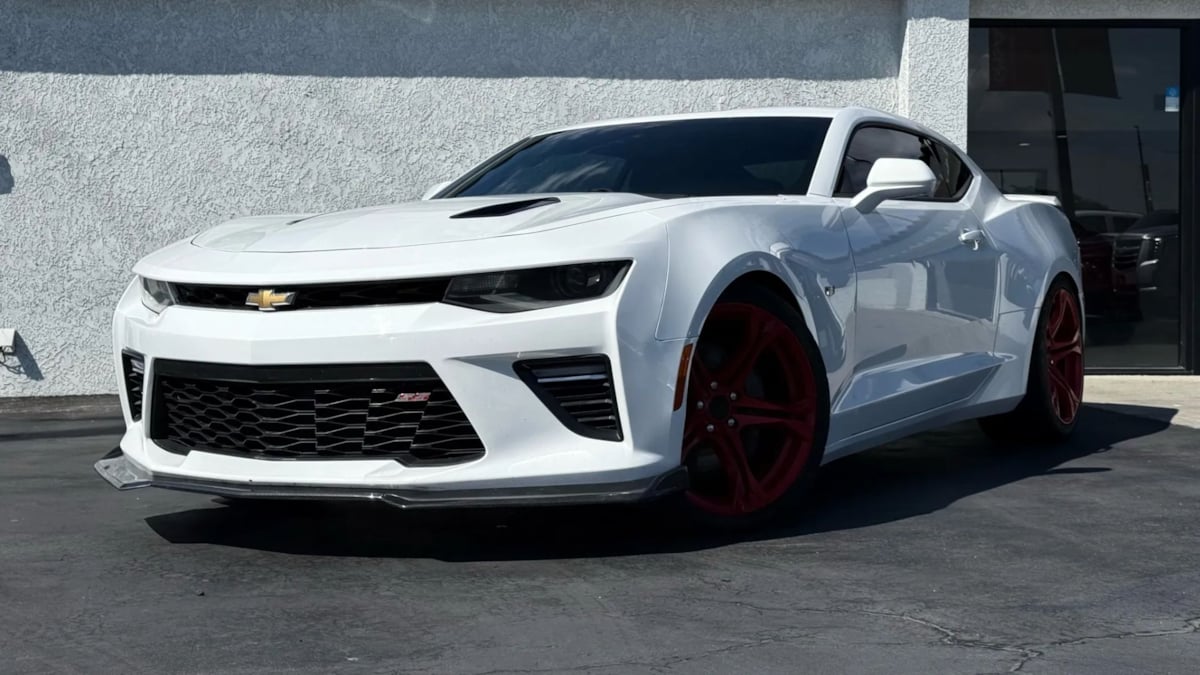 2016 Chevrolet Camaro 1SS photo 3