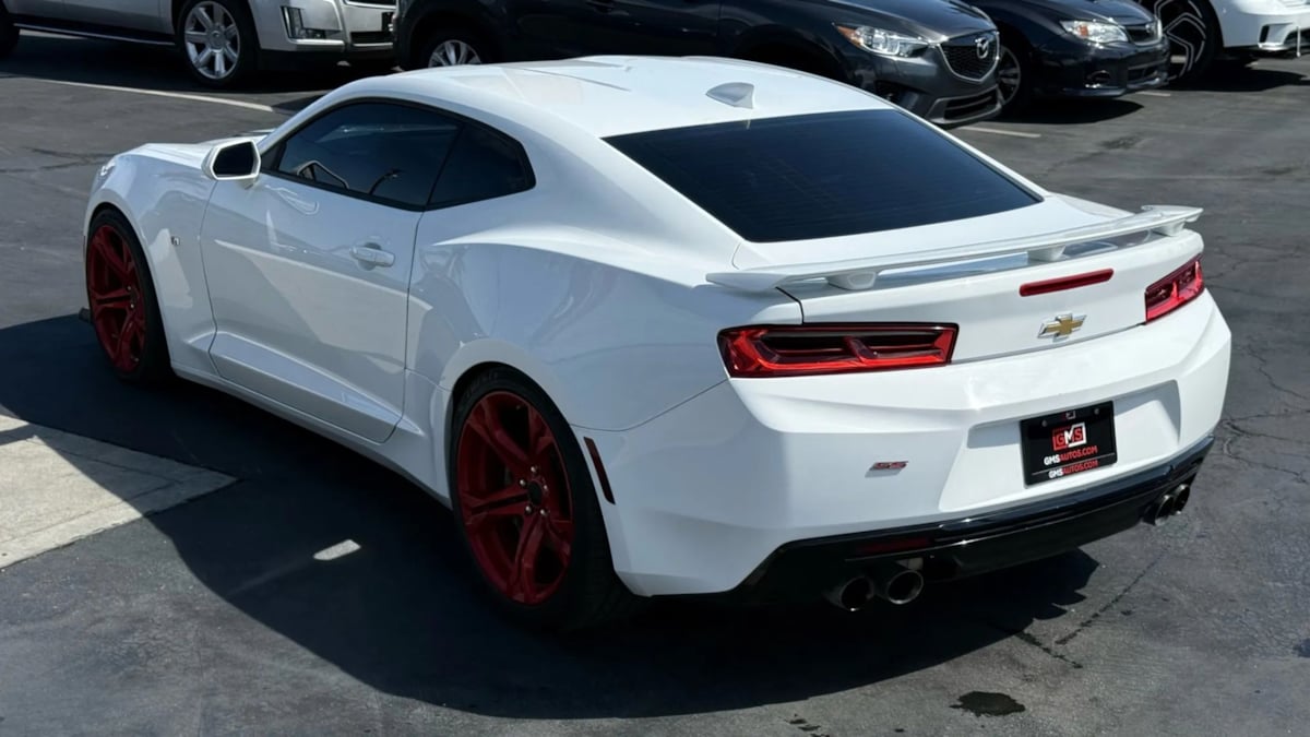 2016 Chevrolet Camaro 1SS photo 13