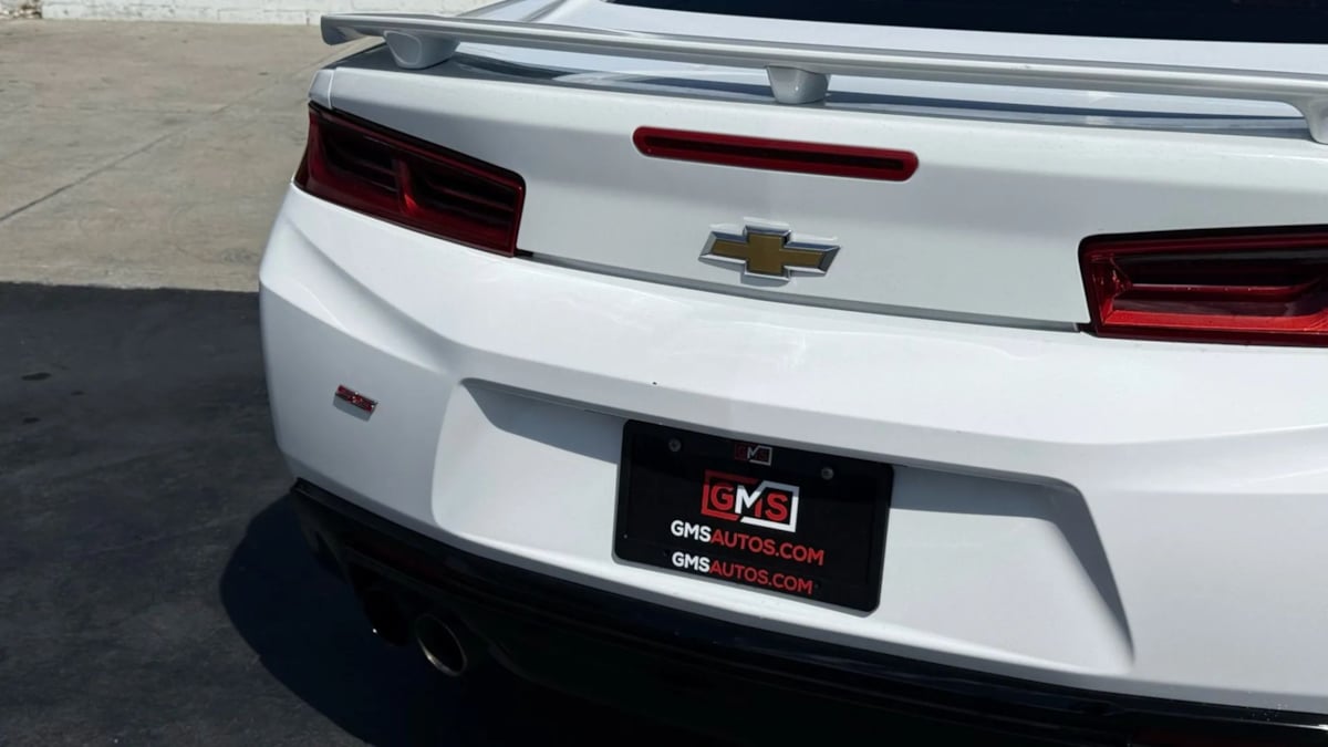 2016 Chevrolet Camaro 1SS photo 16