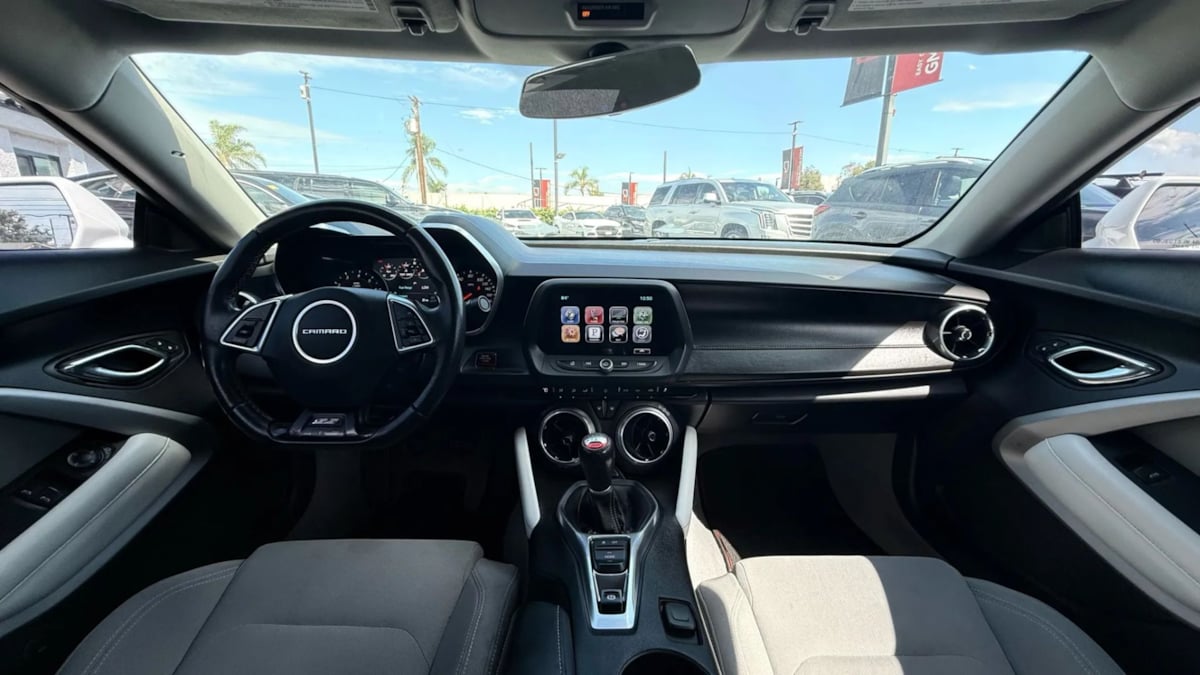 2016 Chevrolet Camaro 1SS photo 44