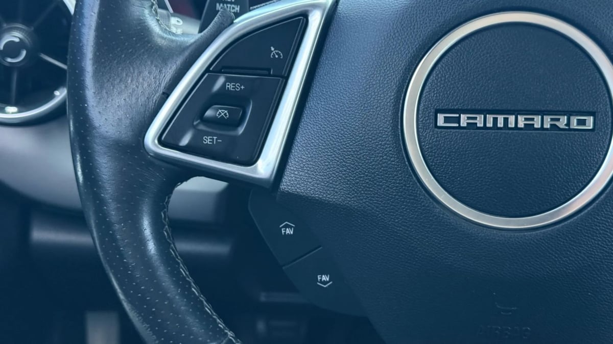 2016 Chevrolet Camaro 1SS photo 49