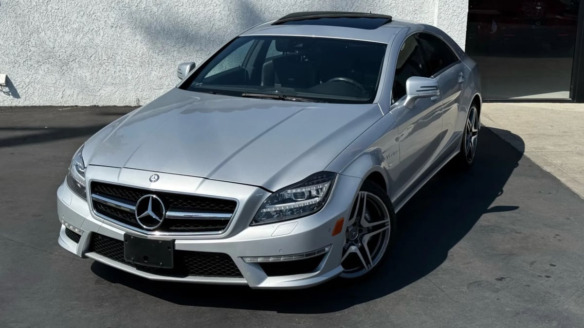 2012 Mercedes Benz CLS 63 AMG photo 2