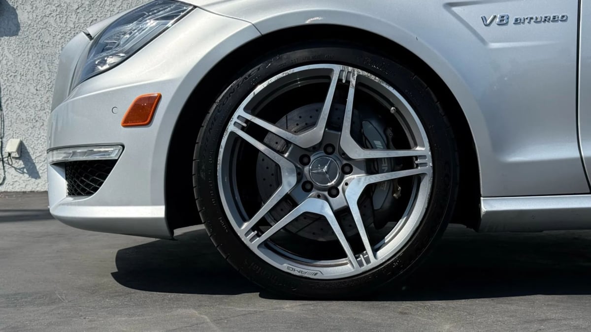 2012 Mercedes Benz CLS 63 AMG photo 8