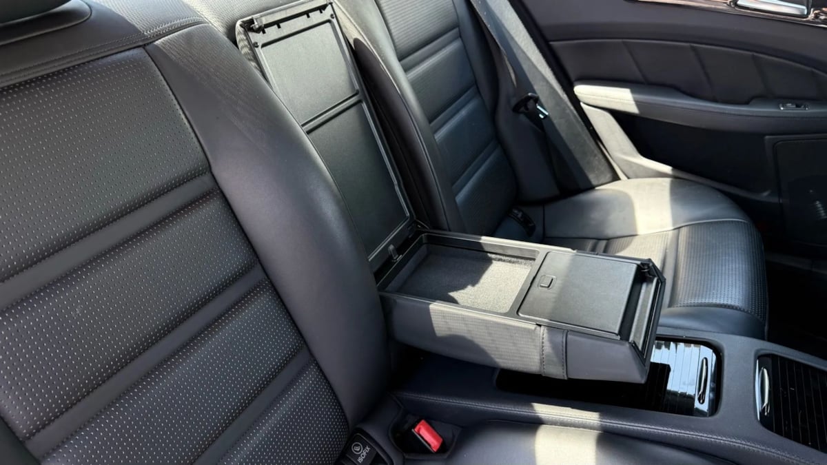 2012 Mercedes Benz CLS 63 AMG photo 37
