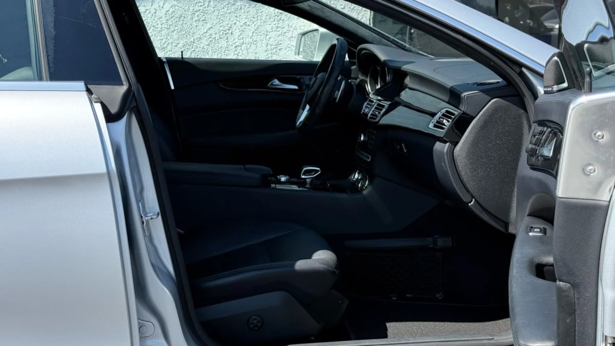 2012 Mercedes Benz CLS 63 AMG photo 47
