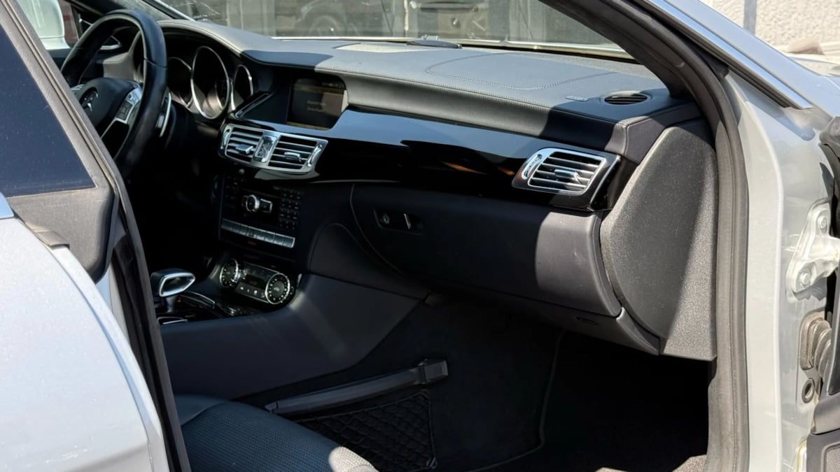 2012 Mercedes Benz CLS 63 AMG photo 50