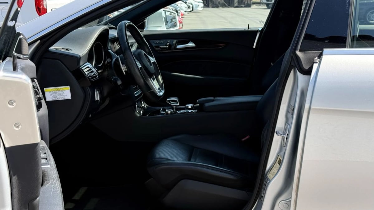 2012 Mercedes Benz CLS 63 AMG photo 54