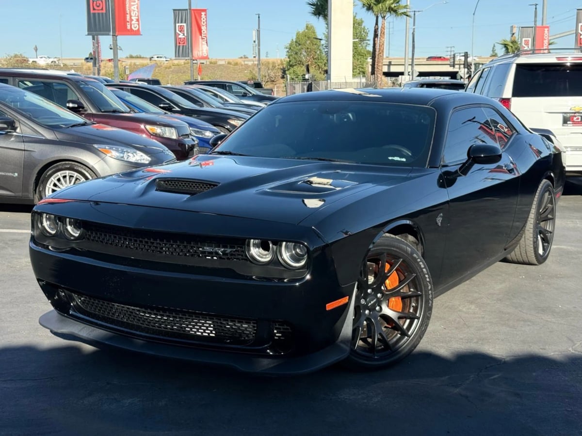 2015 Dodge Challenger SRT8 Hellcat photo 2