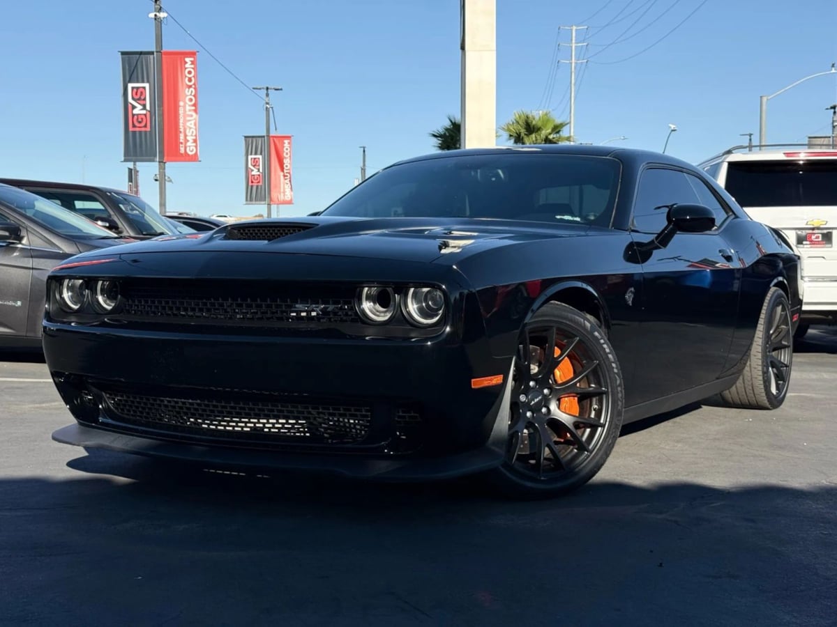 2015 Dodge Challenger SRT8 Hellcat photo 3