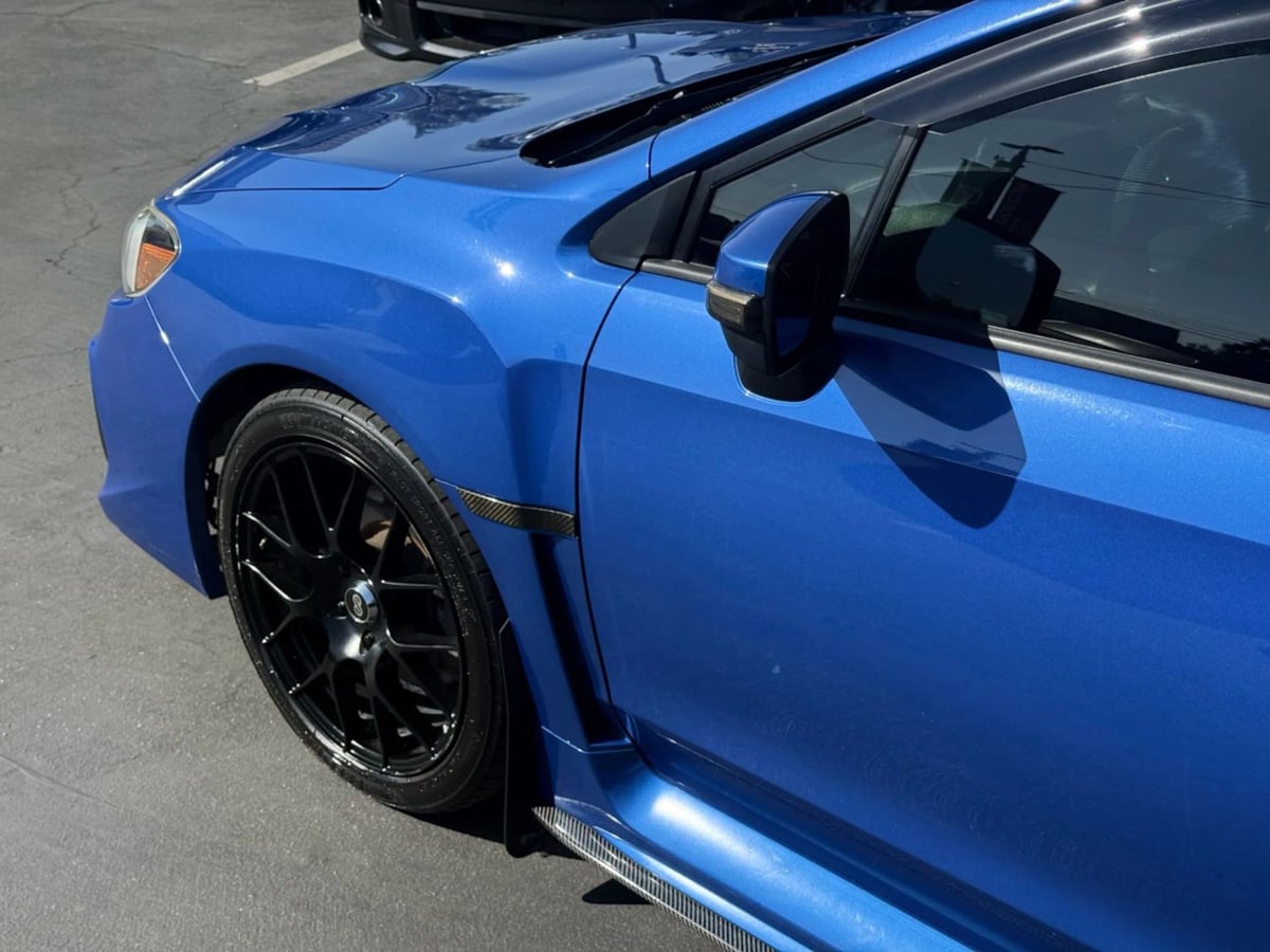 2016 Subaru WRX Limited photo 4