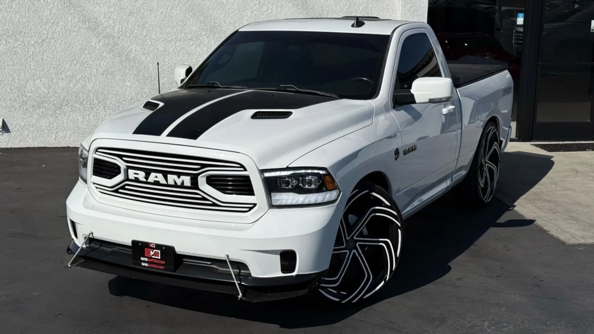 2018 RAM Ram 1500 Pickup Sport - Photo 3