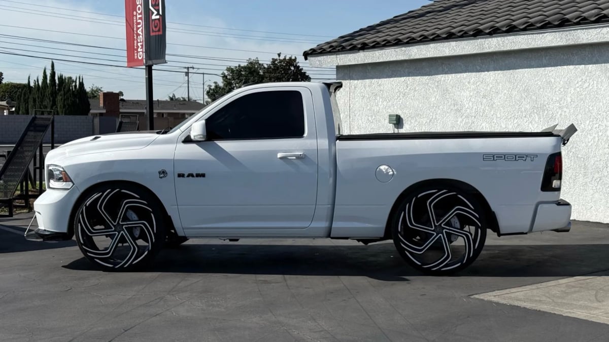 2018 RAM Ram 1500 Pickup Sport - Photo 5