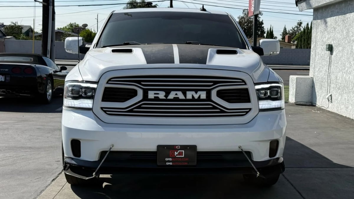 2018 RAM Ram 1500 Pickup Sport - Photo 22