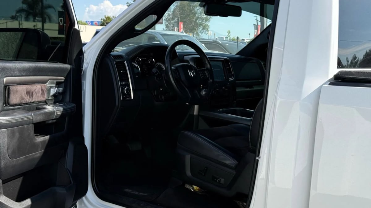 2018 RAM Ram 1500 Pickup Sport - Photo 38
