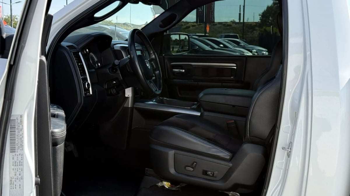 2018 RAM Ram 1500 Pickup Sport - Photo 39