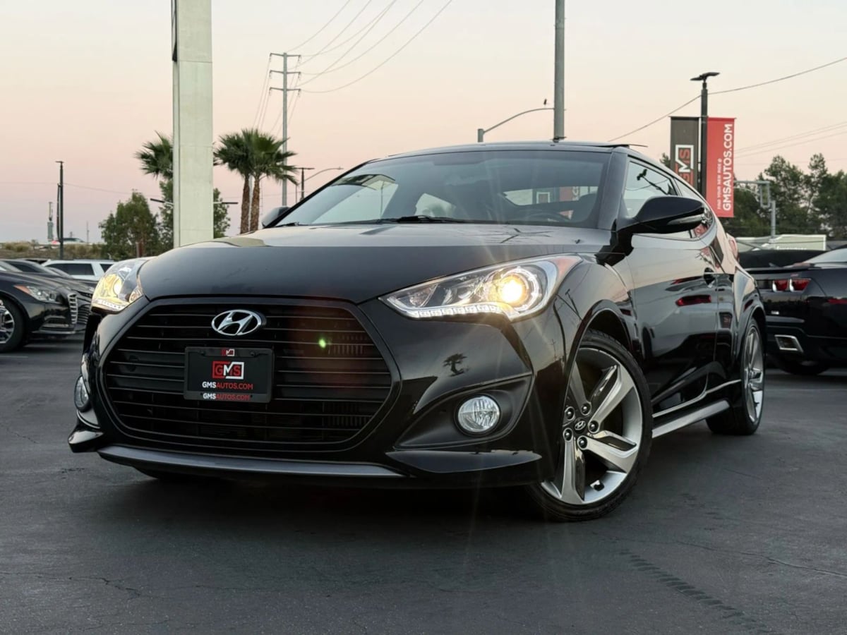 2014 Hyundai Veloster Turbo photo 2