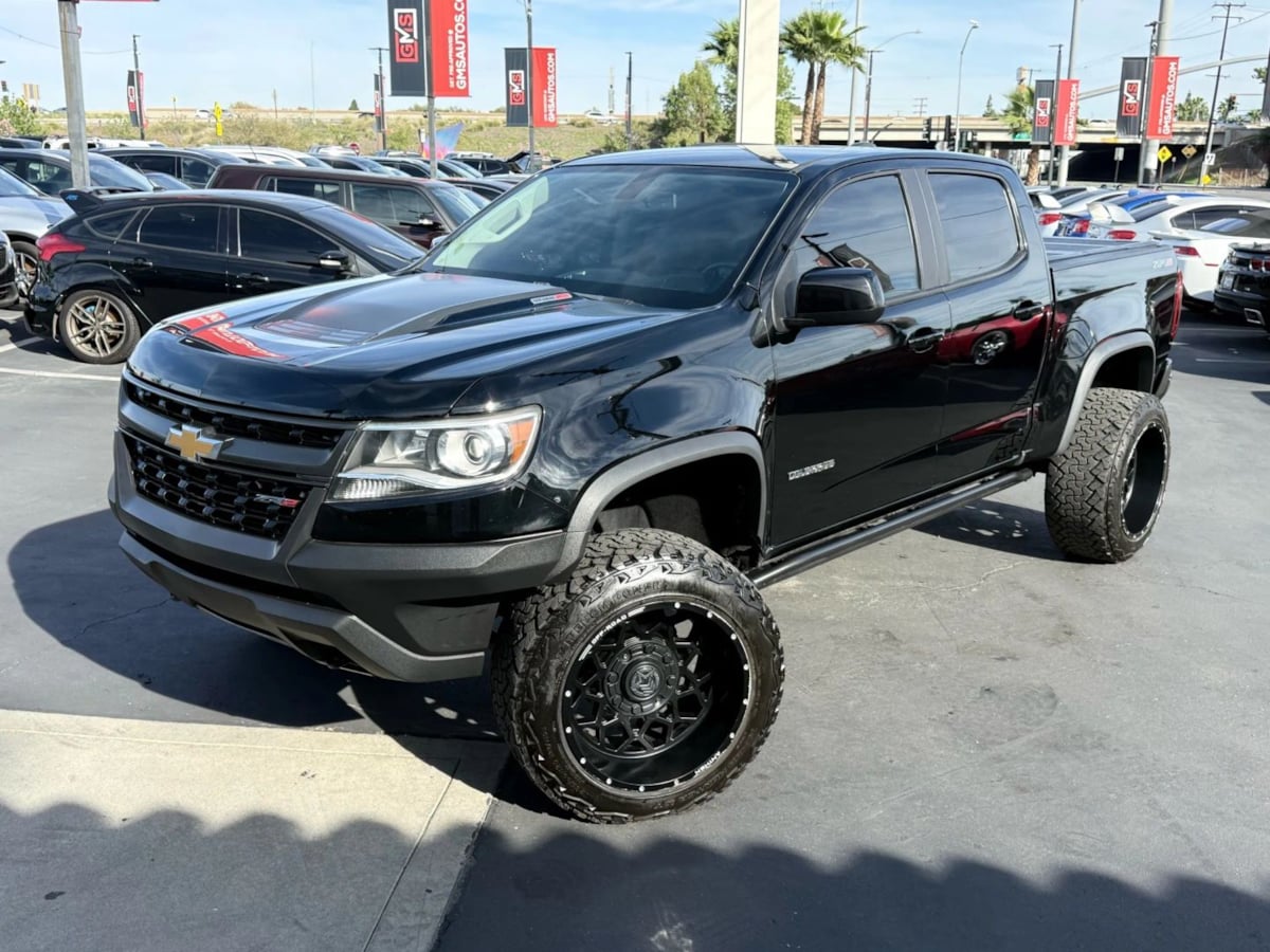 2018 Chevrolet Colorado ZR2 photo 2