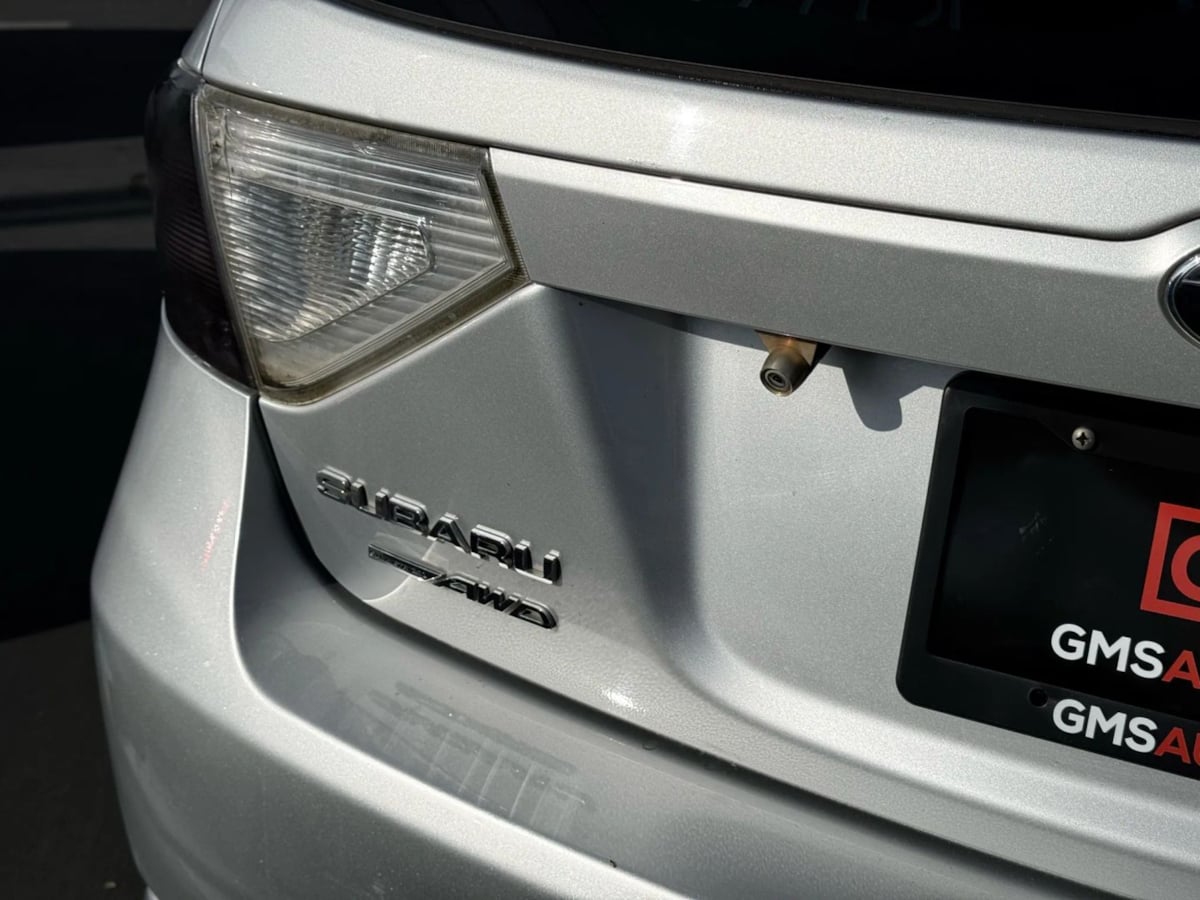 2010 Subaru Impreza WRX - Photo 11